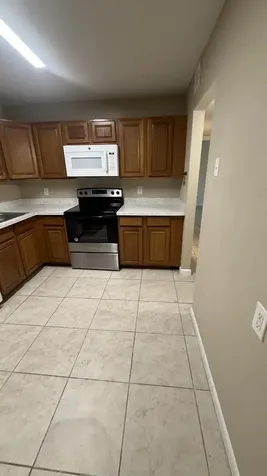 475 SE 8th Street Deerfield Beach FL 33441