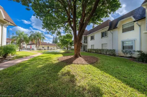 475 SE 8th Street Deerfield Beach FL 33441