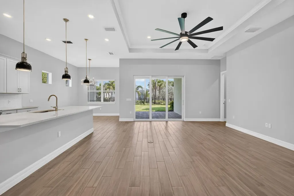 12525 Triumph Lane Palm Beach Gardens FL 33412