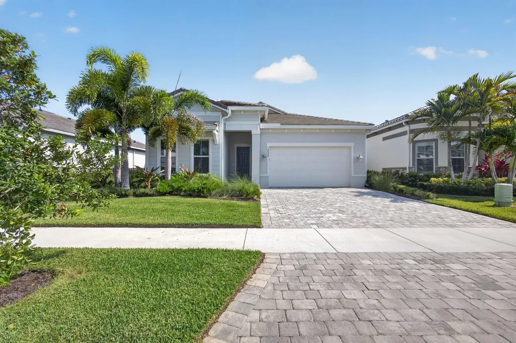 12525 Triumph Lane Palm Beach Gardens FL 33412