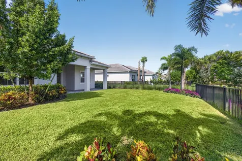 12525 Triumph Lane Palm Beach Gardens FL 33412