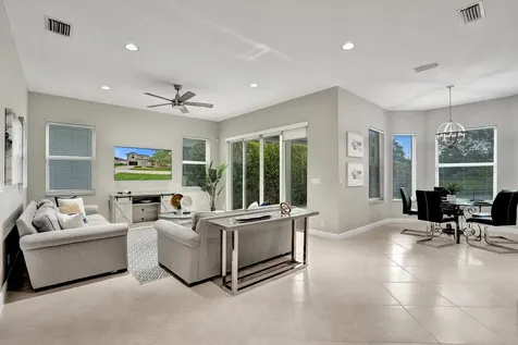 7484 NW 114th Terrace Parkland FL 33076