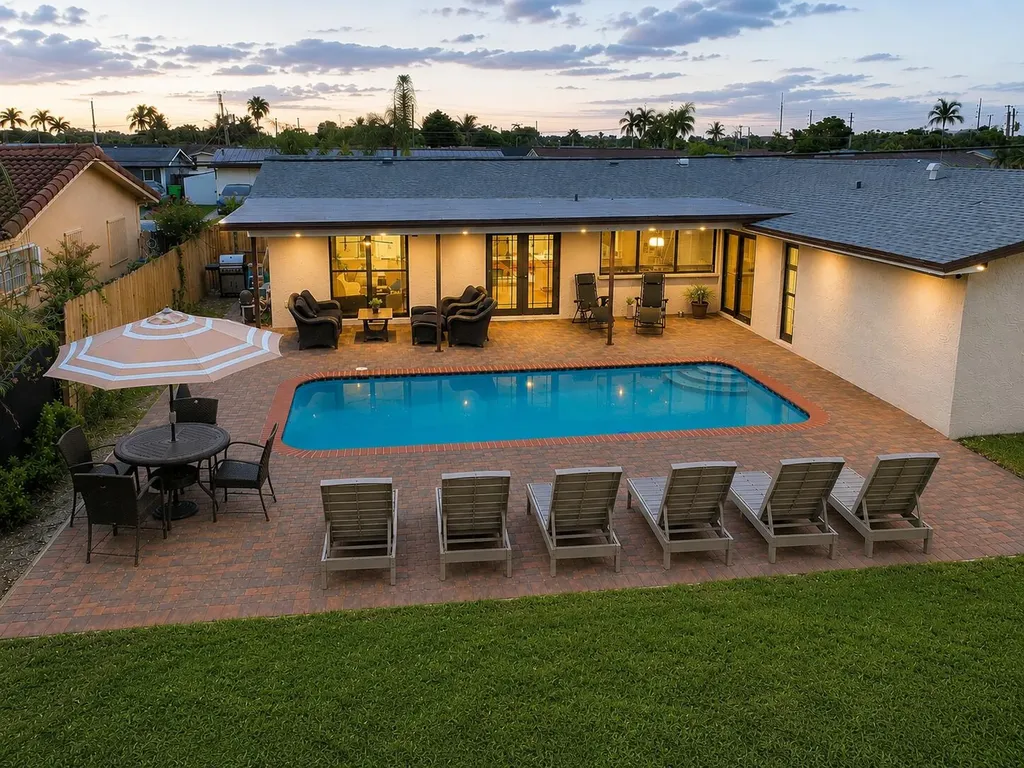 11370 NW 29th Street Sunrise FL 33323