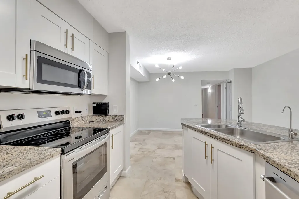 3113 Clint Moore Road Boca Raton FL 33496