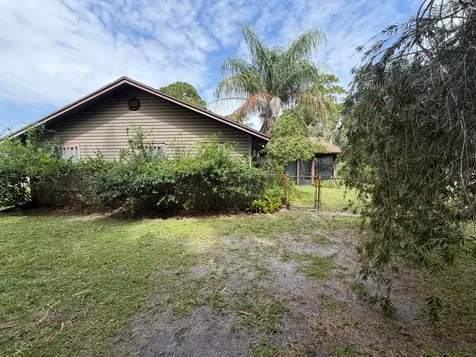 1321 SW Nikoma Street Palm City FL 34990