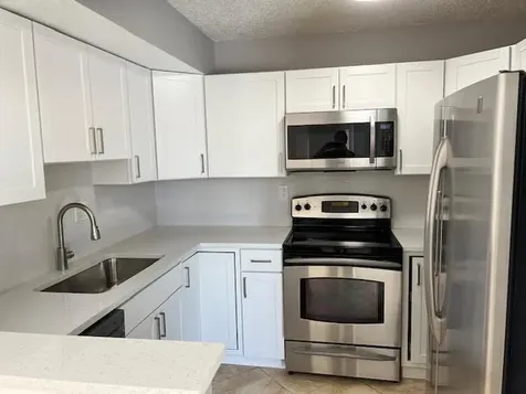 8189 Thames Boulevard Boca Raton FL 33433