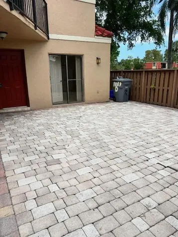 8189 Thames Boulevard Boca Raton FL 33433