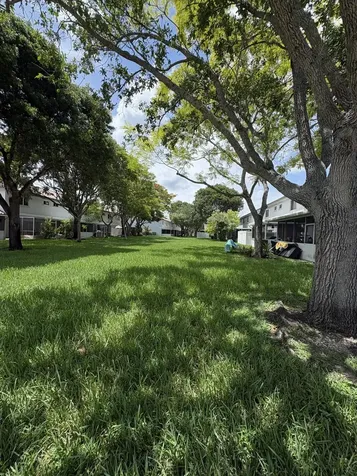 702 NW 208th Terrace Pembroke Pines FL 33029