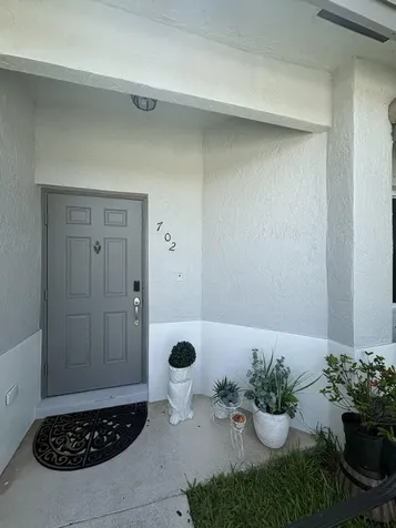 702 NW 208th Terrace Pembroke Pines FL 33029