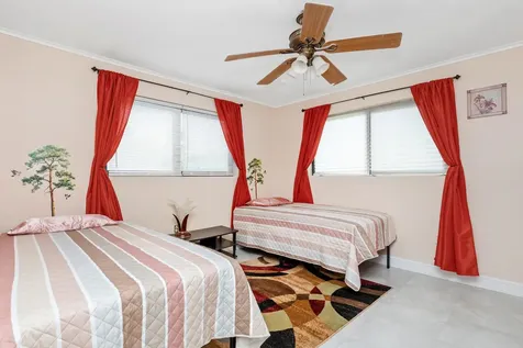 475 NE 113th Street Miami FL 33161