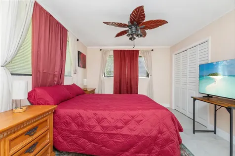 475 NE 113th Street Miami FL 33161