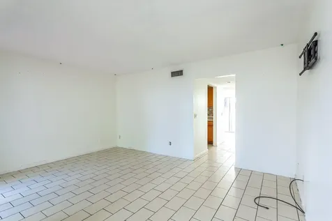 5080 Elmhurst Road N West Palm Beach FL 33417