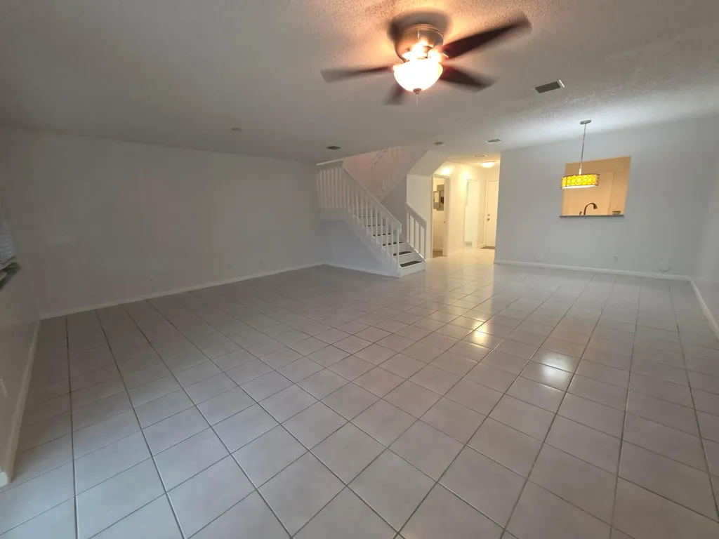 3767 NW 91st Lane Sunrise FL 33351