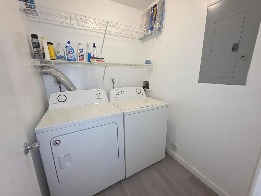 3767 NW 91st Lane Sunrise FL 33351