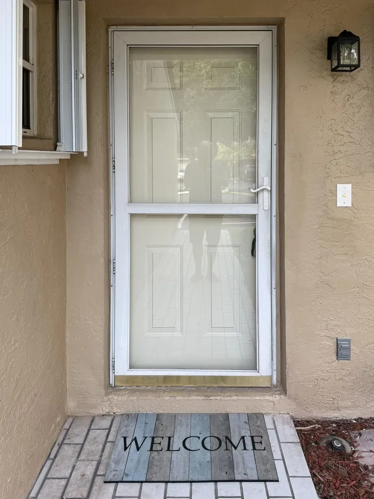 3767 NW 91st Lane Sunrise FL 33351