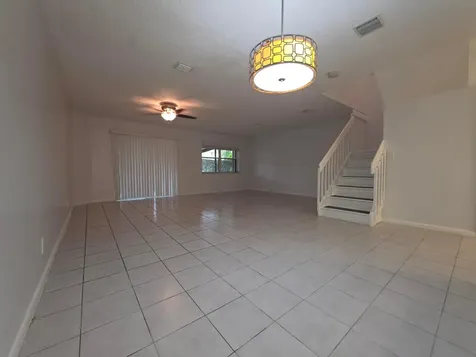 3767 NW 91st Lane Sunrise FL 33351
