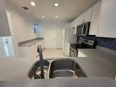 3767 NW 91st Lane Sunrise FL 33351