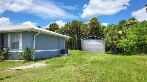 1163 Click Drive Moore Haven FL 33471