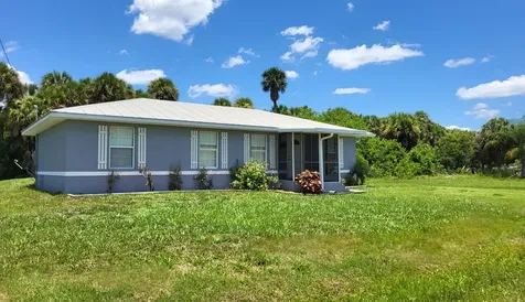 1163 Click Drive Moore Haven FL 33471
