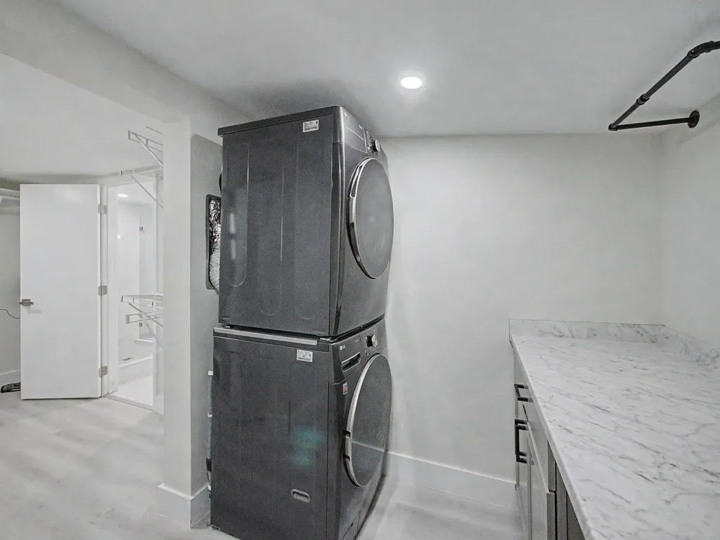 9298 Birmingham Drive Palm Beach Gardens FL 33410
