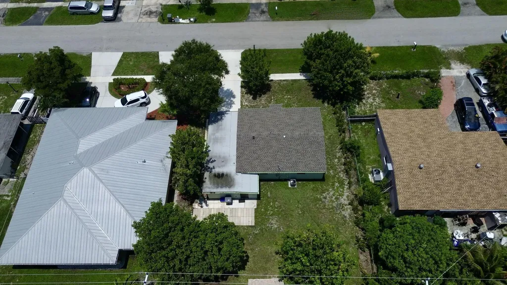 9298 Birmingham Drive Palm Beach Gardens FL 33410