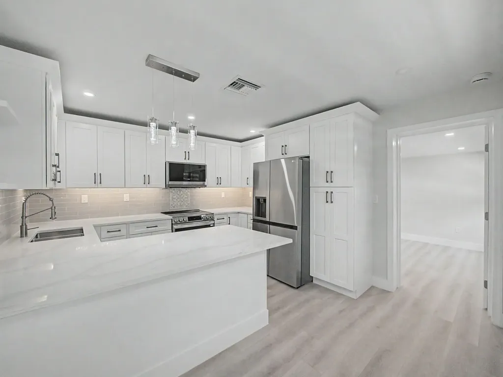 9298 Birmingham Drive Palm Beach Gardens FL 33410