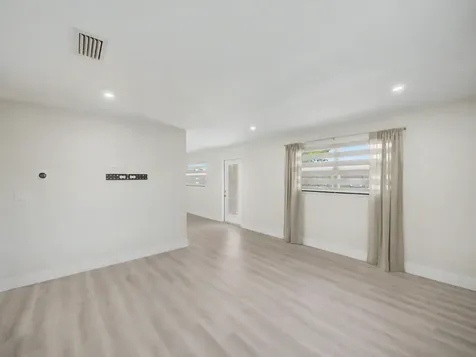 9298 Birmingham Drive Palm Beach Gardens FL 33410