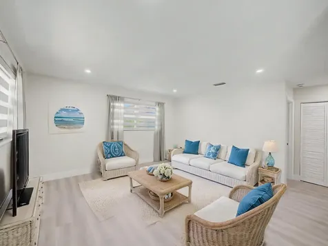 9298 Birmingham Drive Palm Beach Gardens FL 33410