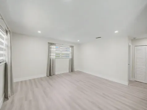 9298 Birmingham Drive Palm Beach Gardens FL 33410