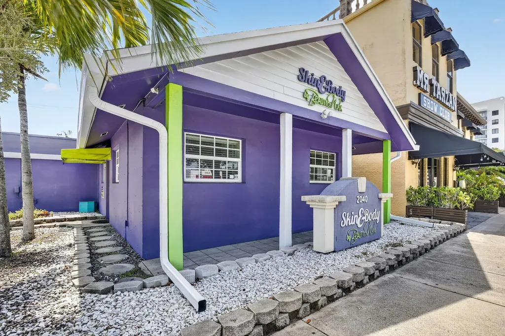 2040 Polk Street Hollywood FL 33020