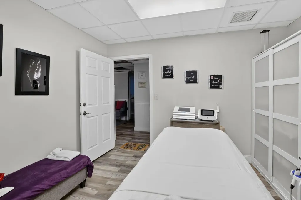 2040 Polk Street Hollywood FL 33020