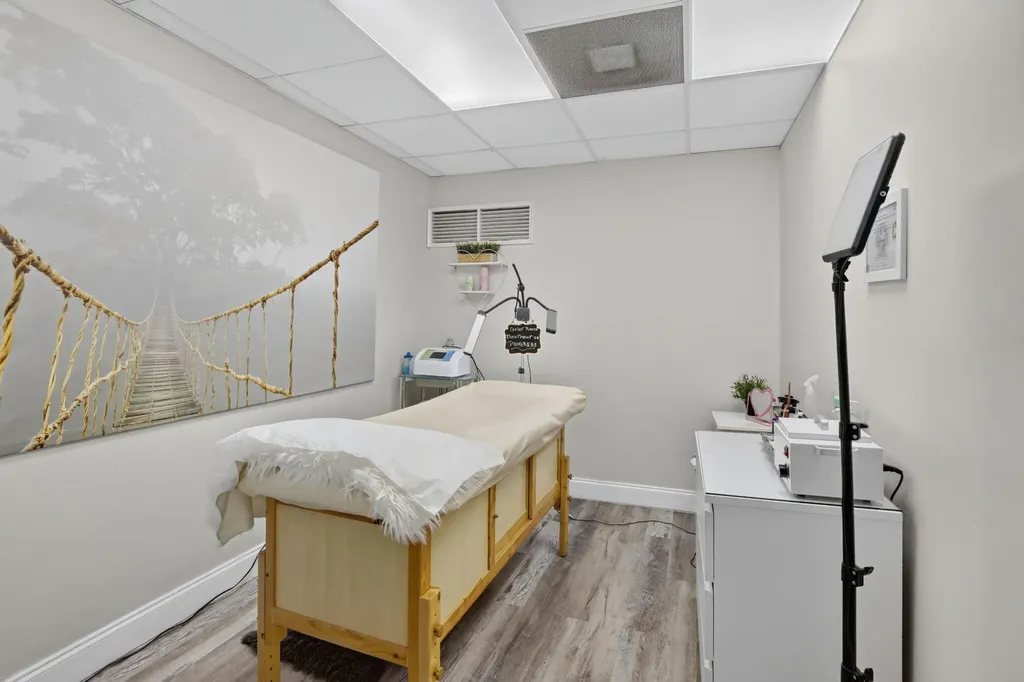 2040 Polk Street Hollywood FL 33020