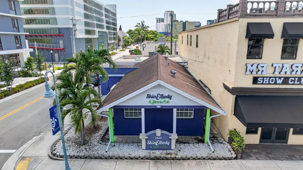 2040 Polk Street Hollywood FL 33020
