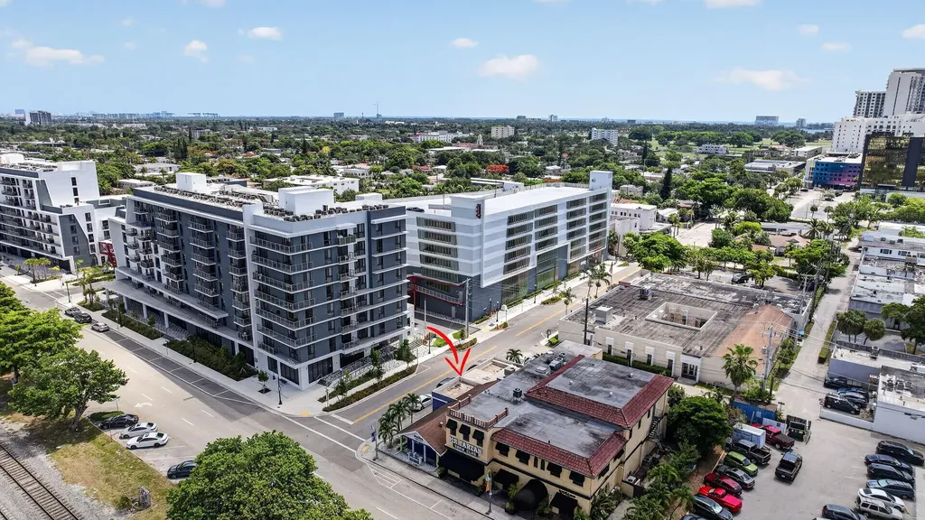2040 Polk Street Hollywood FL 33020