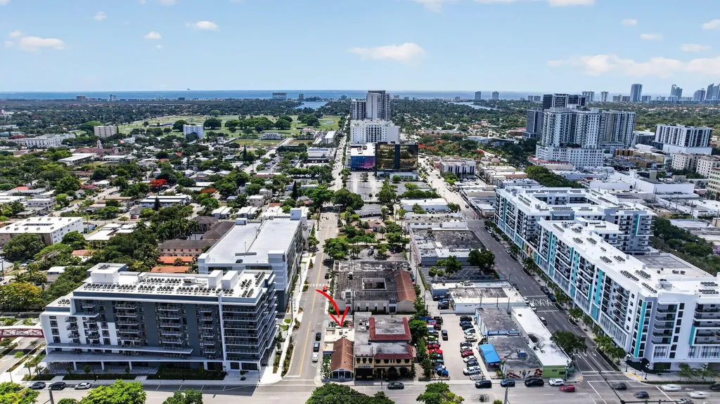 2040 Polk Street Hollywood FL 33020