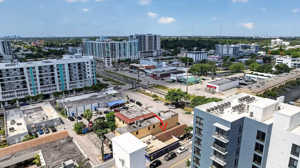 2040 Polk Street Hollywood FL 33020