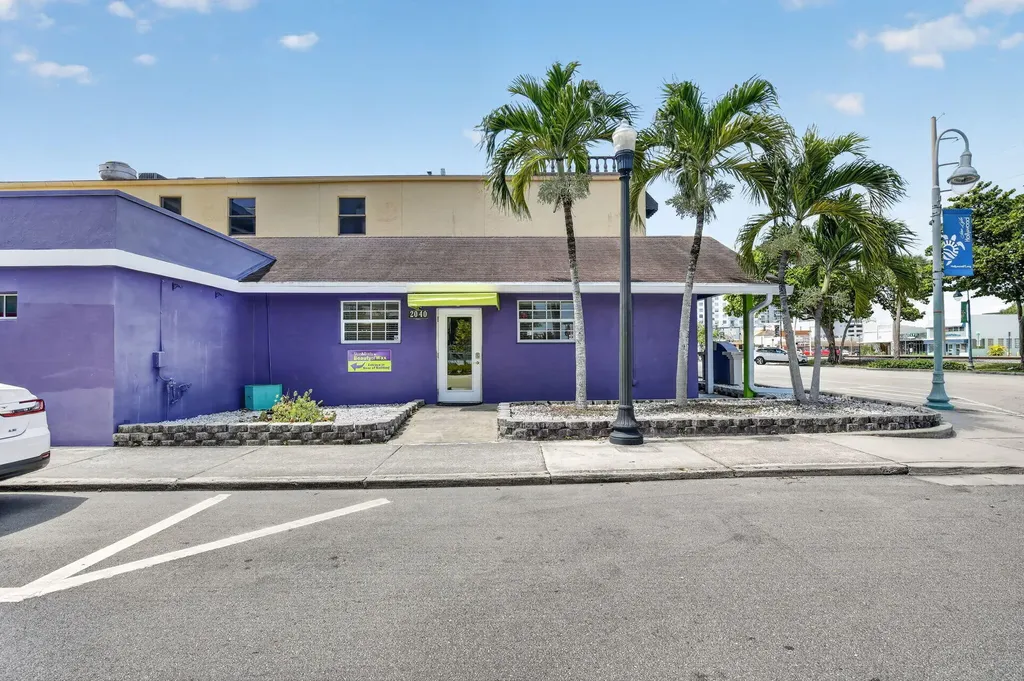 2040 Polk Street Hollywood FL 33020