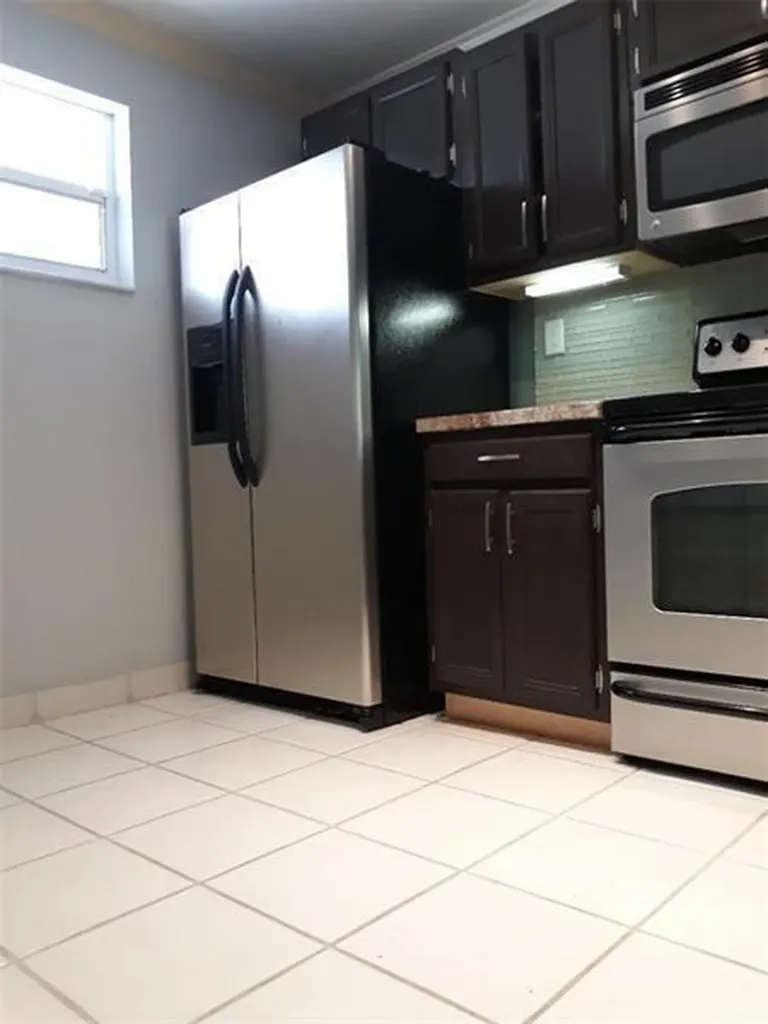 1100 NW 87th Avenue Coral Springs FL 33071