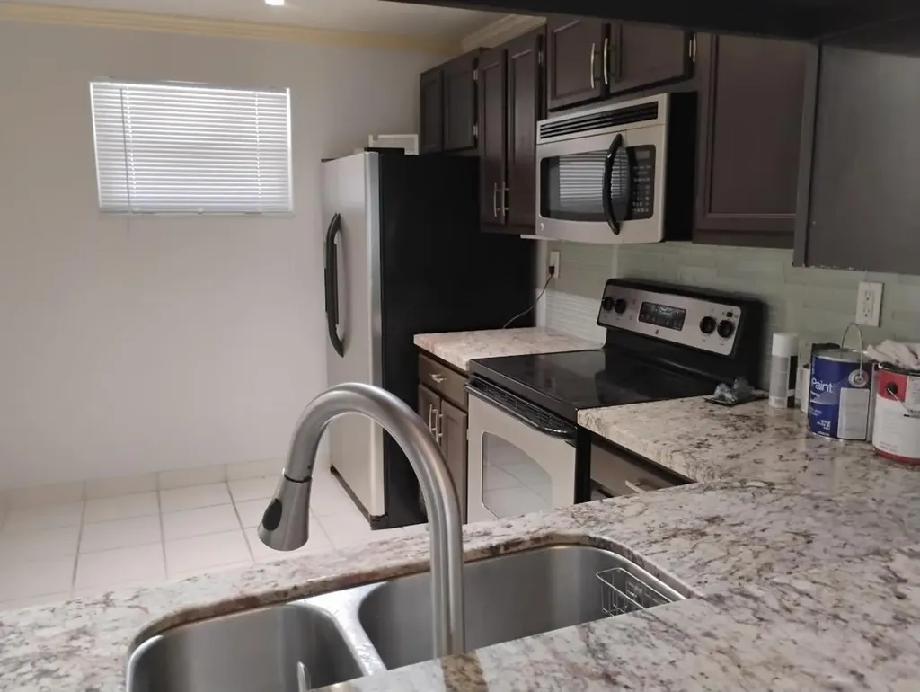 1100 NW 87th Avenue Coral Springs FL 33071