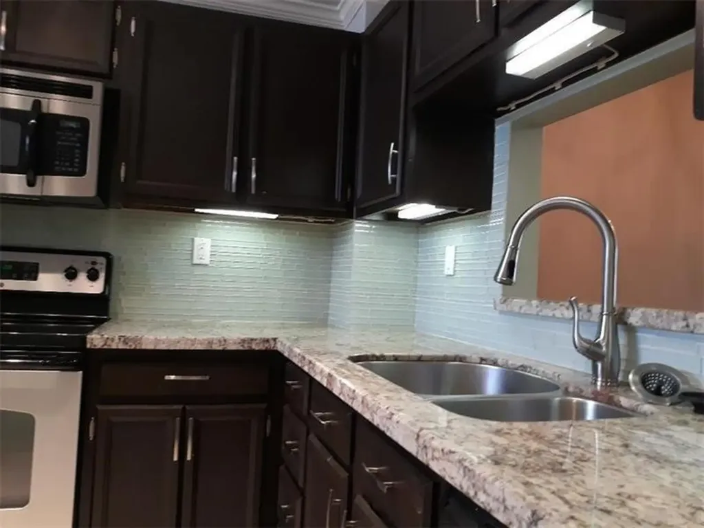 1100 NW 87th Avenue Coral Springs FL 33071