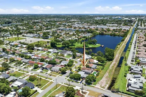 18 Andros Road Palm Springs FL 33461