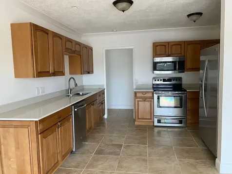 18 Andros Road Palm Springs FL 33461
