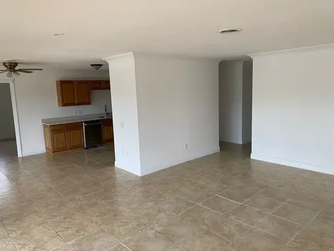 18 Andros Road Palm Springs FL 33461