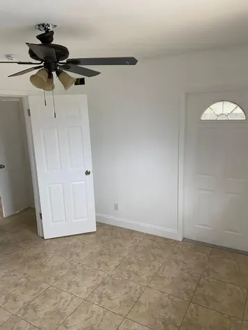 18 Andros Road Palm Springs FL 33461