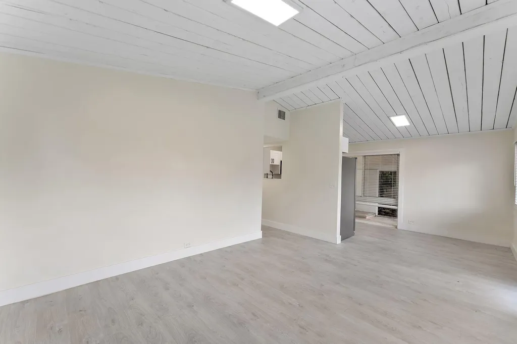 474 Enfield Street Boca Raton FL 33487
