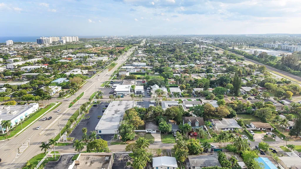 474 Enfield Street Boca Raton FL 33487