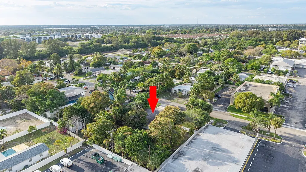 474 Enfield Street Boca Raton FL 33487