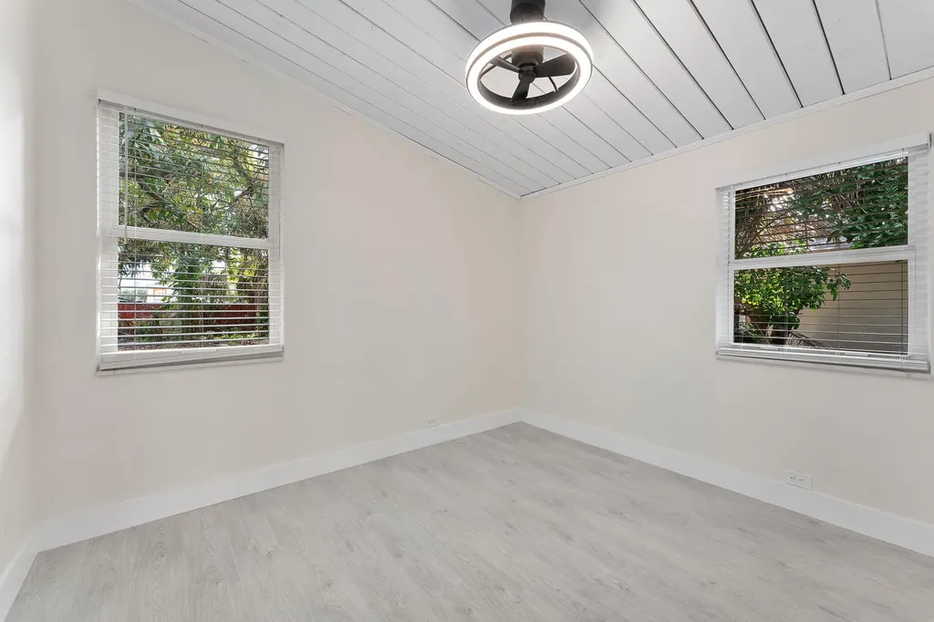 474 Enfield Street Boca Raton FL 33487