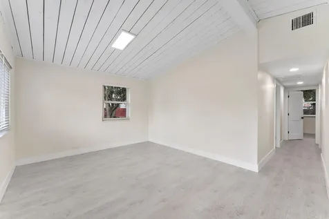 474 Enfield Street Boca Raton FL 33487