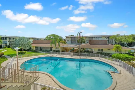 16750 NE 14th Avenue Miami FL 33162